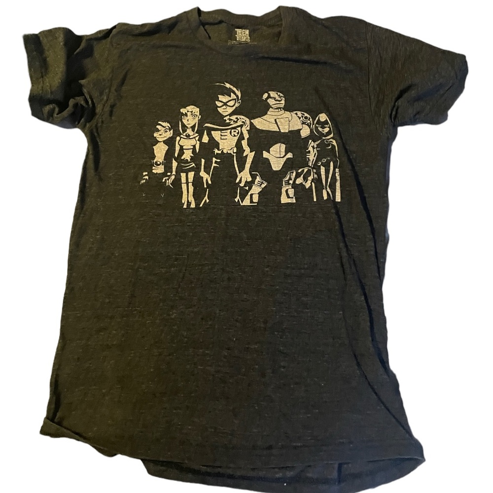 Teen Titans gray tshirt